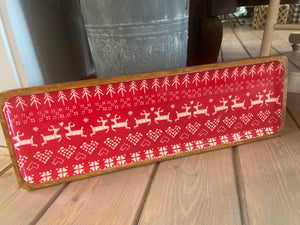 Sweater Reindeer Tray