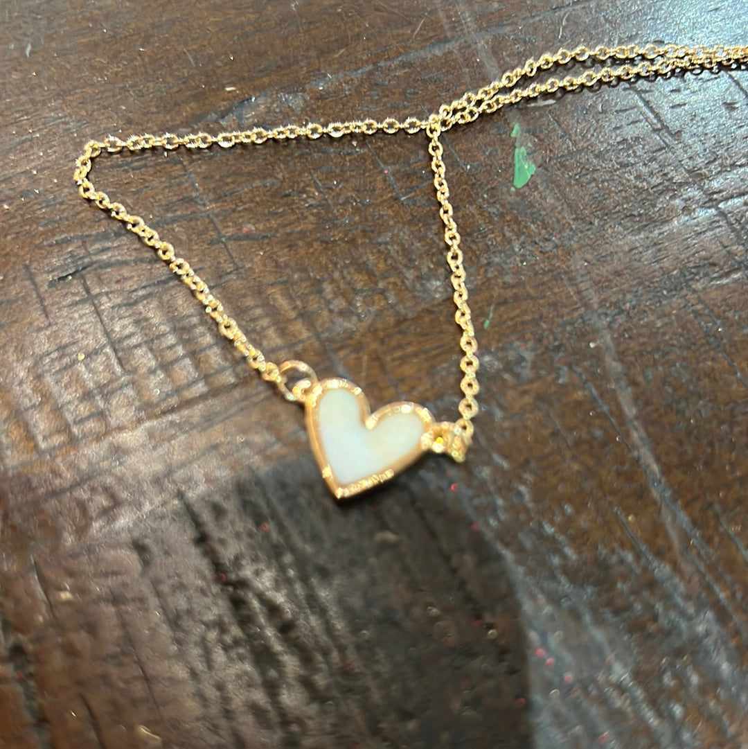Shell charm necklace