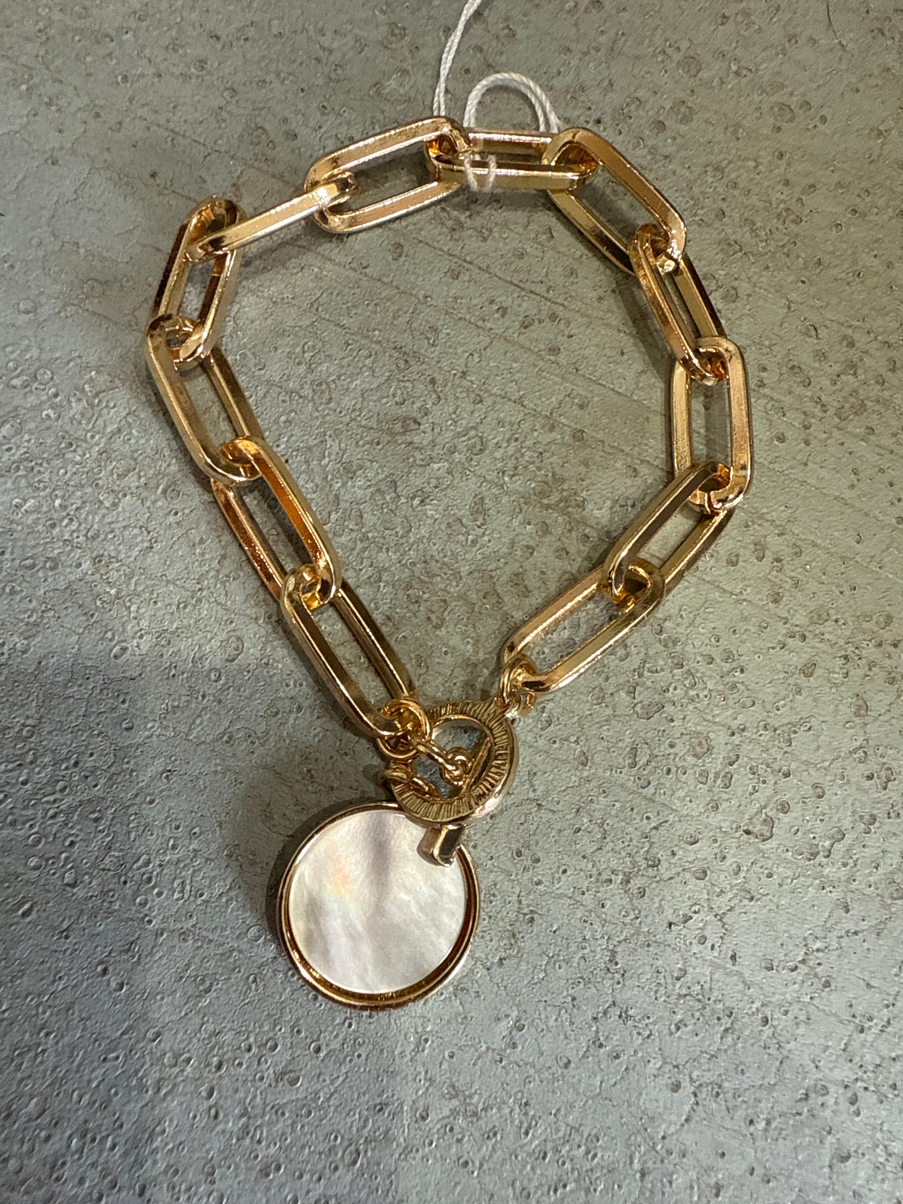 AA84553-001-Gold/Pearl Chain Bracelet