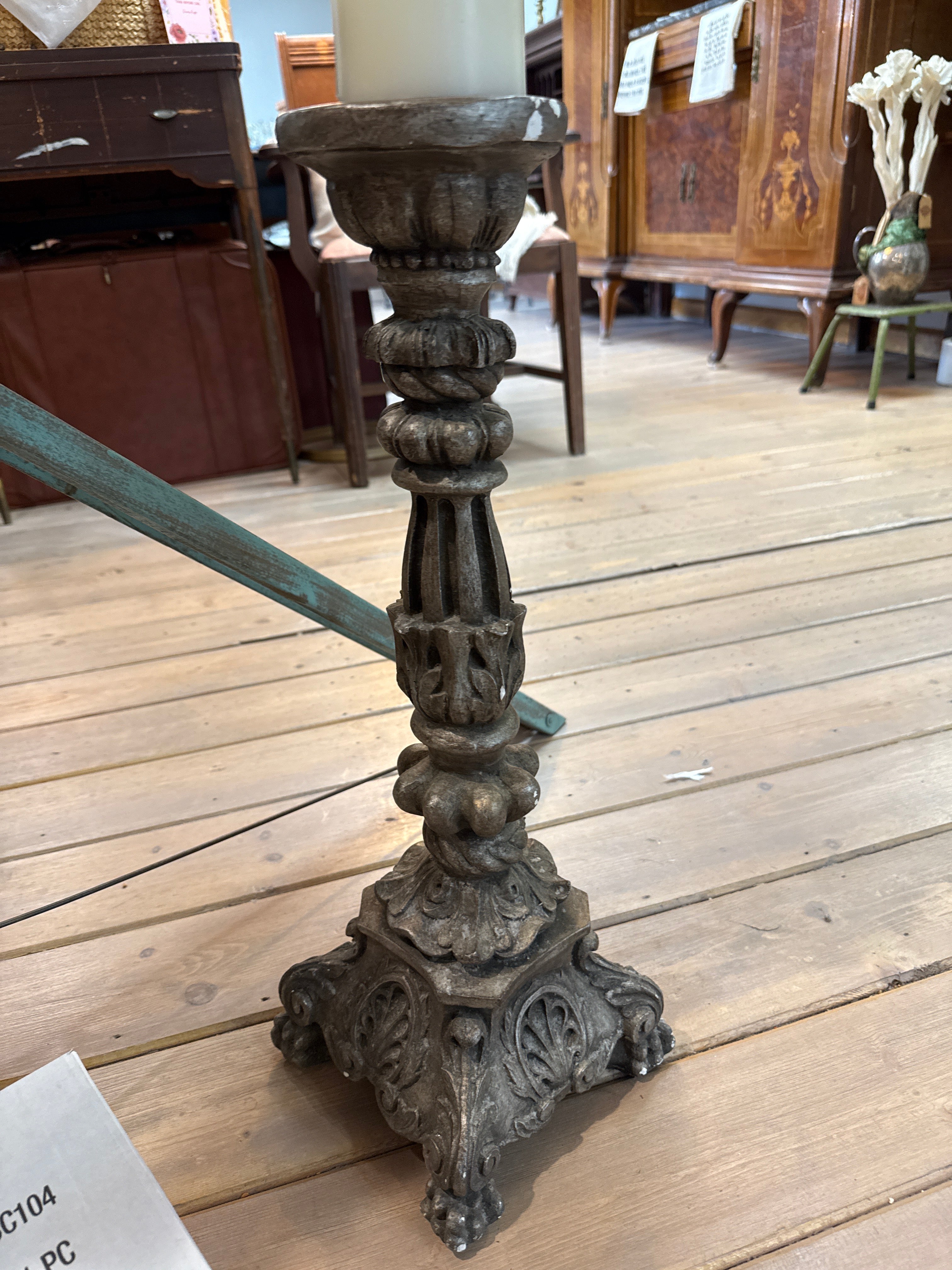 Candlestick holder