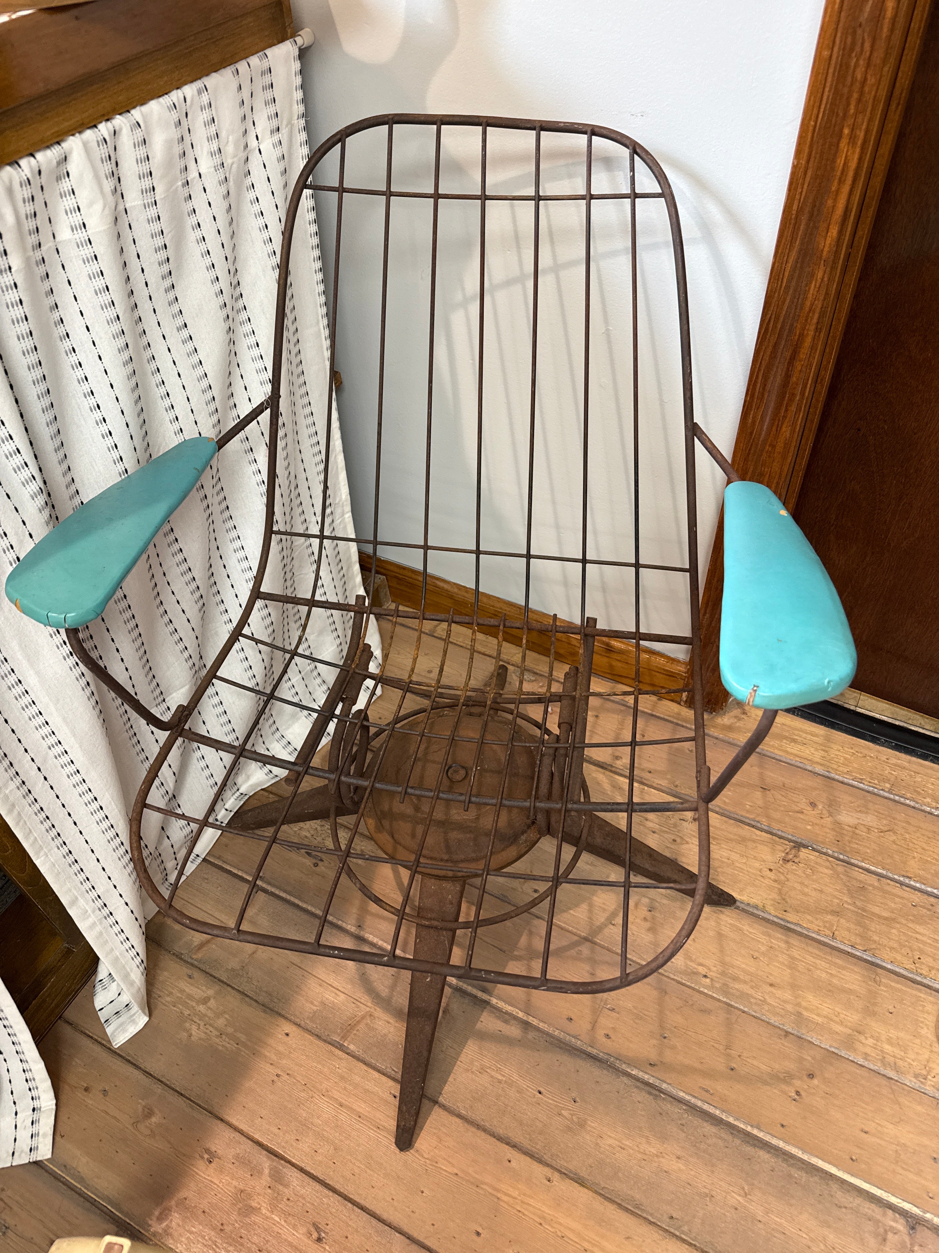 Vintage Metal Swivel Chair