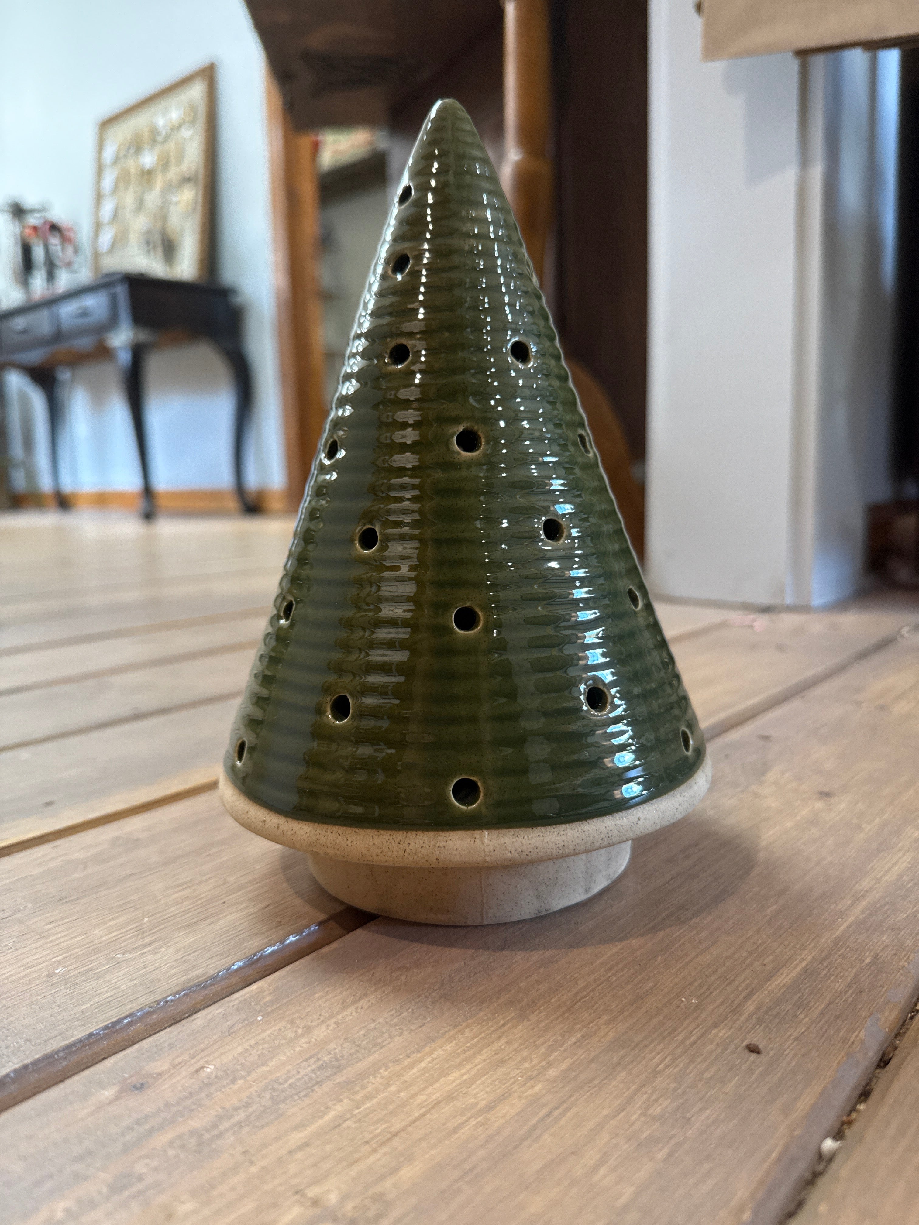Tree Tealight Candle Holder-Lg