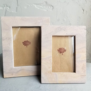 Sandstone Frame