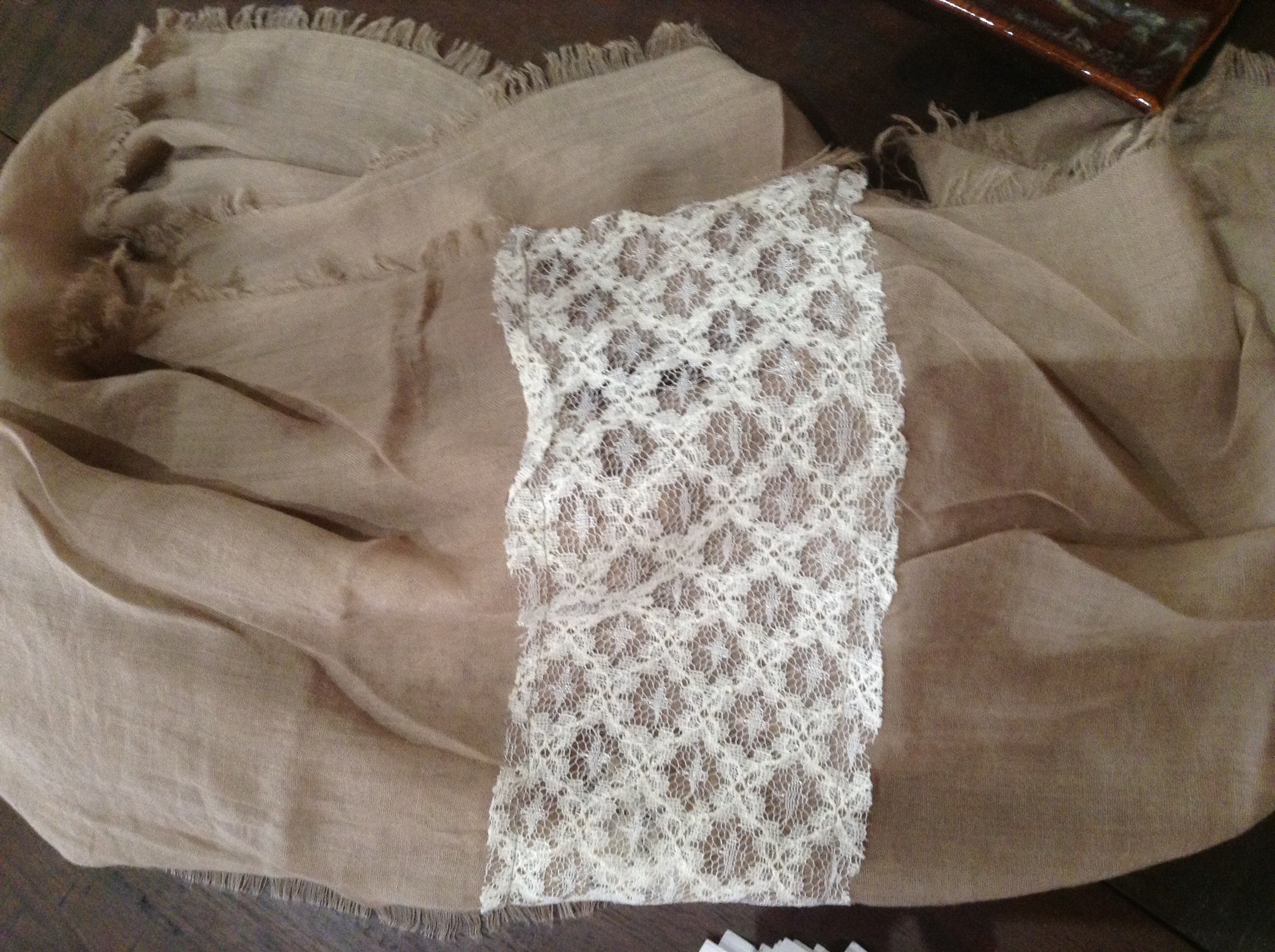 Lace inset design scarf