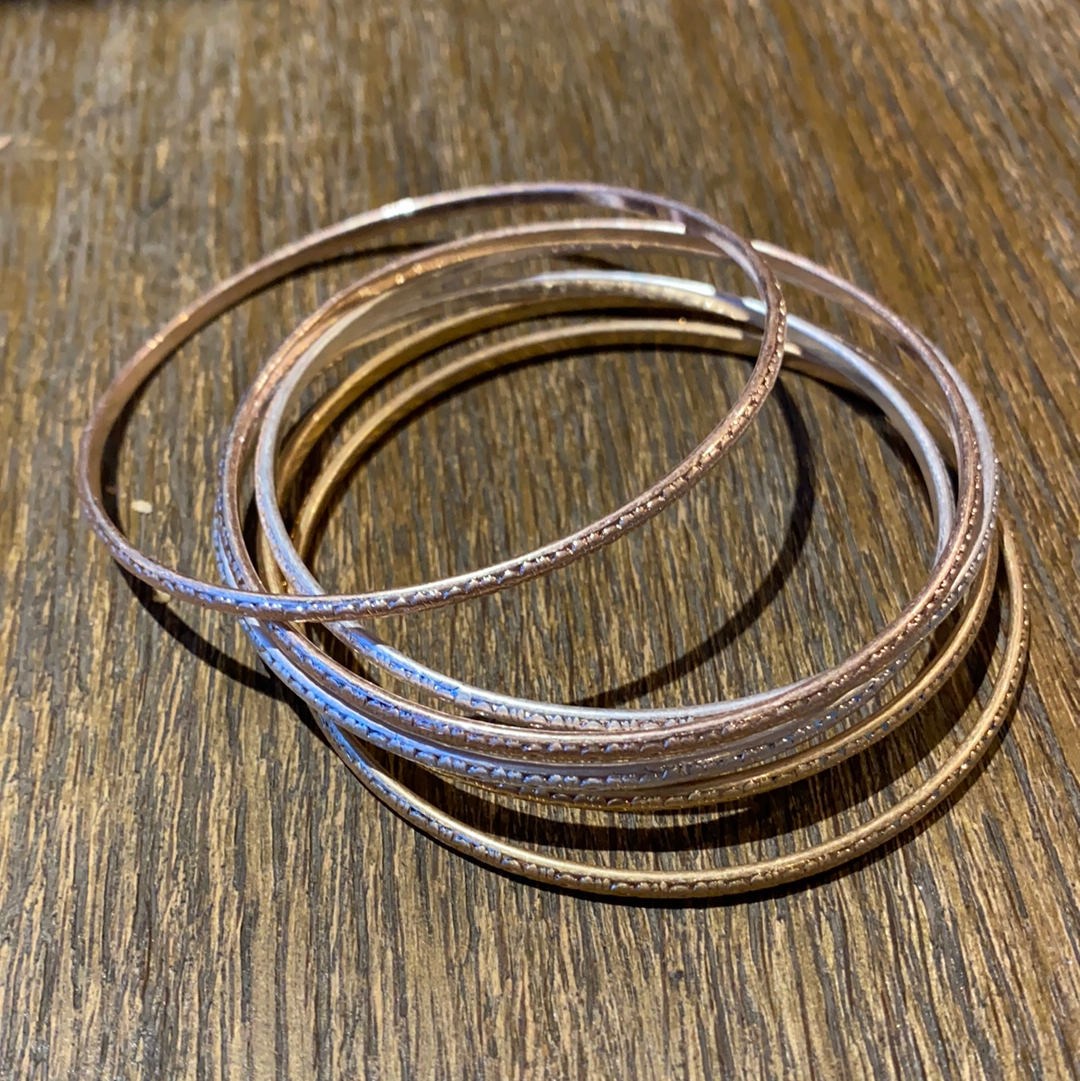 AA79521-003-bangles