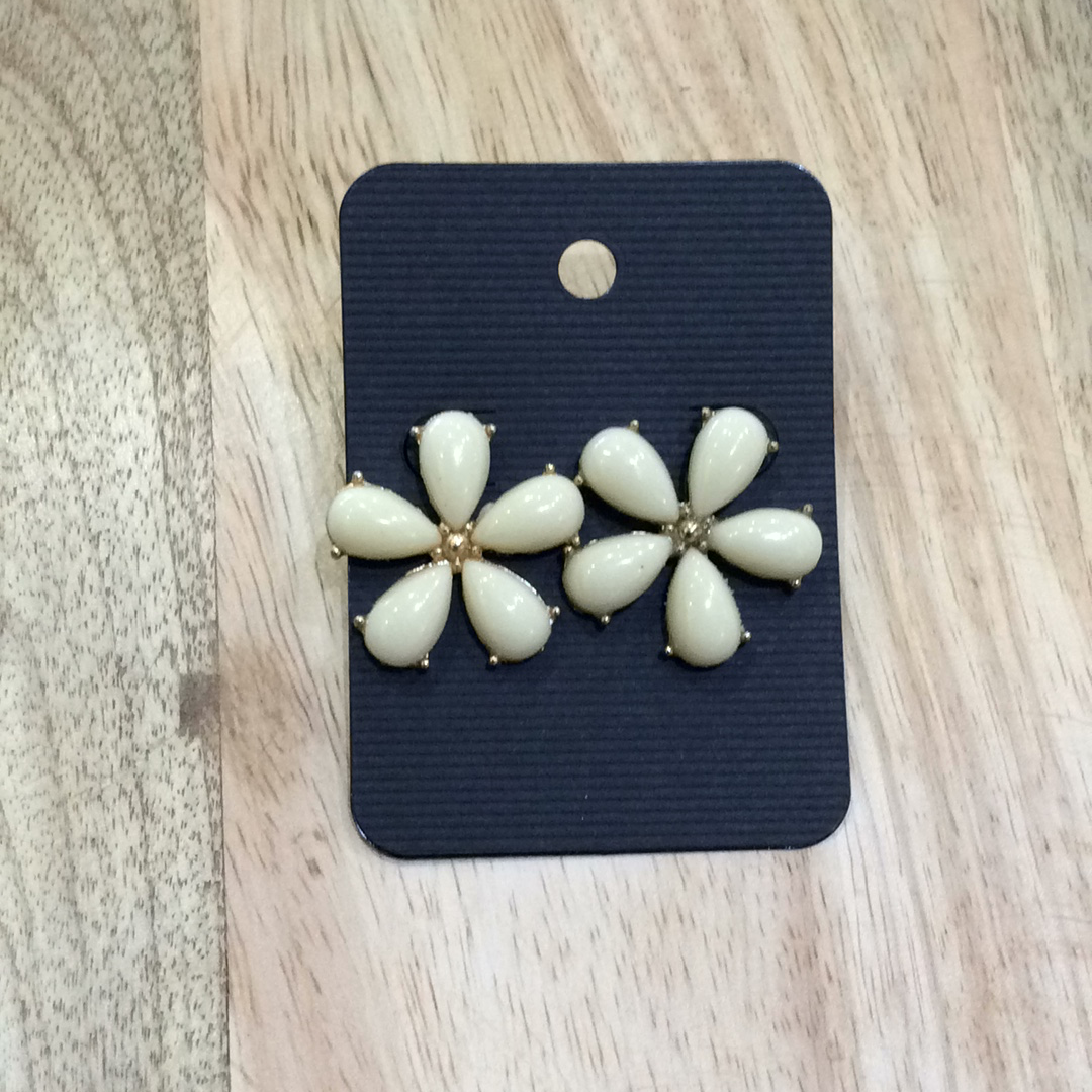 Cabochon Earring