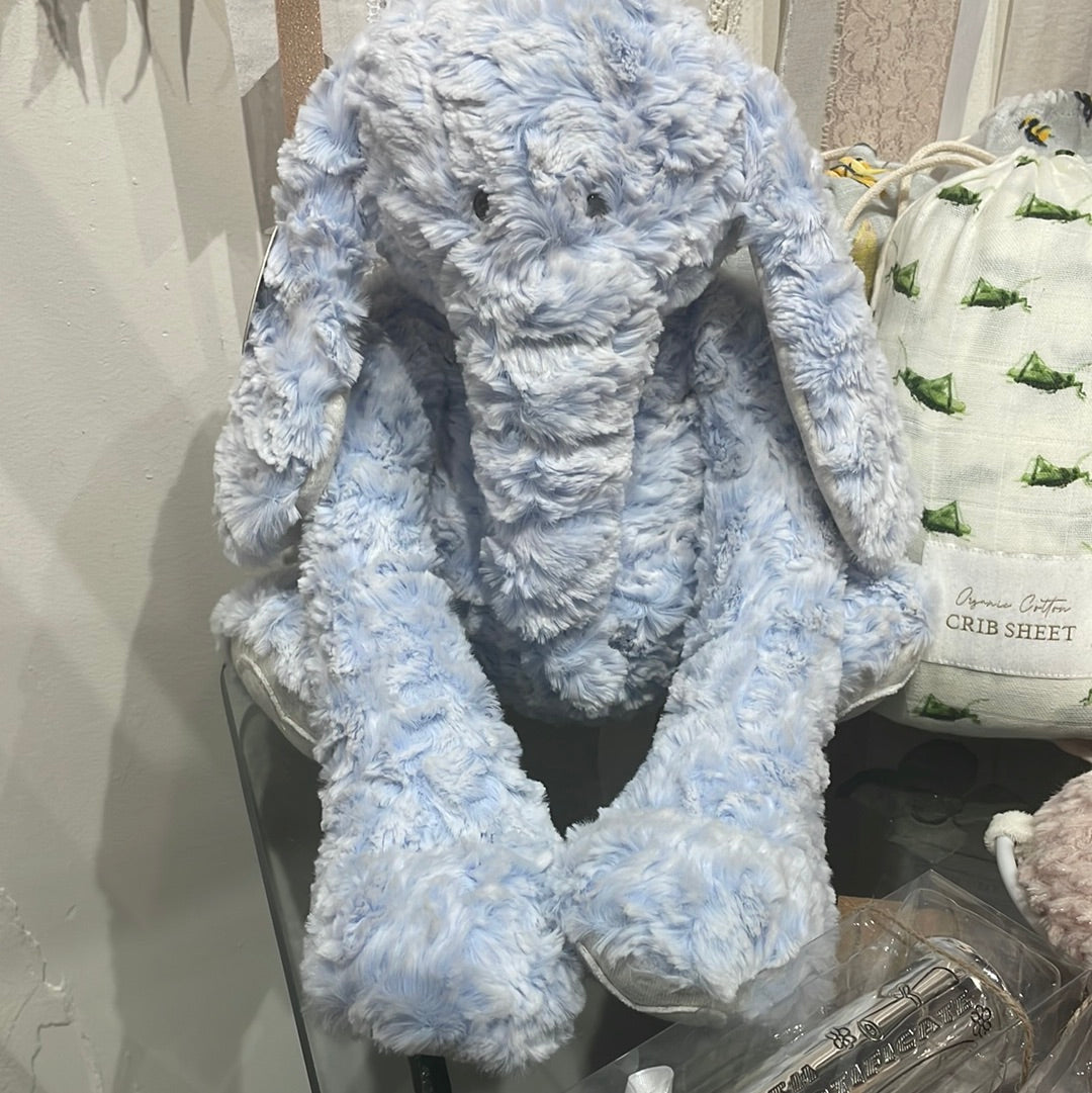 Heartful Hugs Elephant